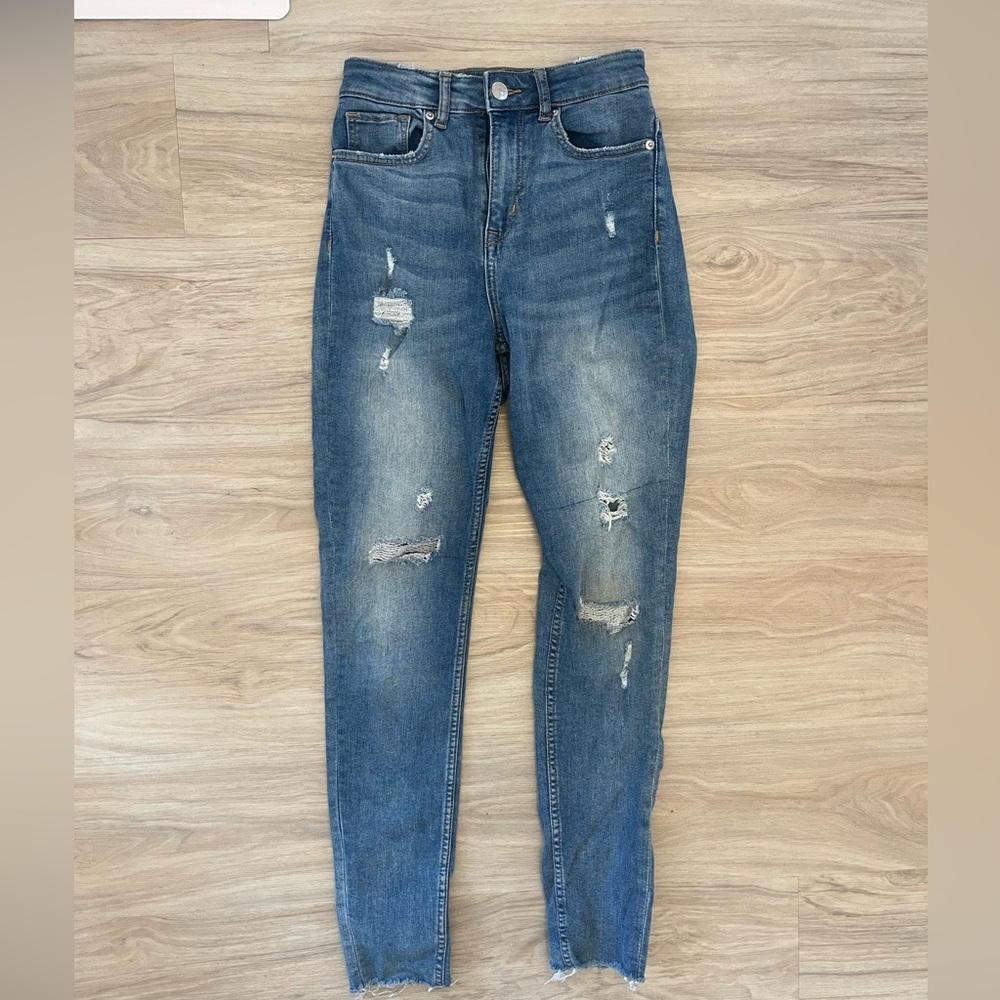 H&M distressed high waisted skinny jeans
